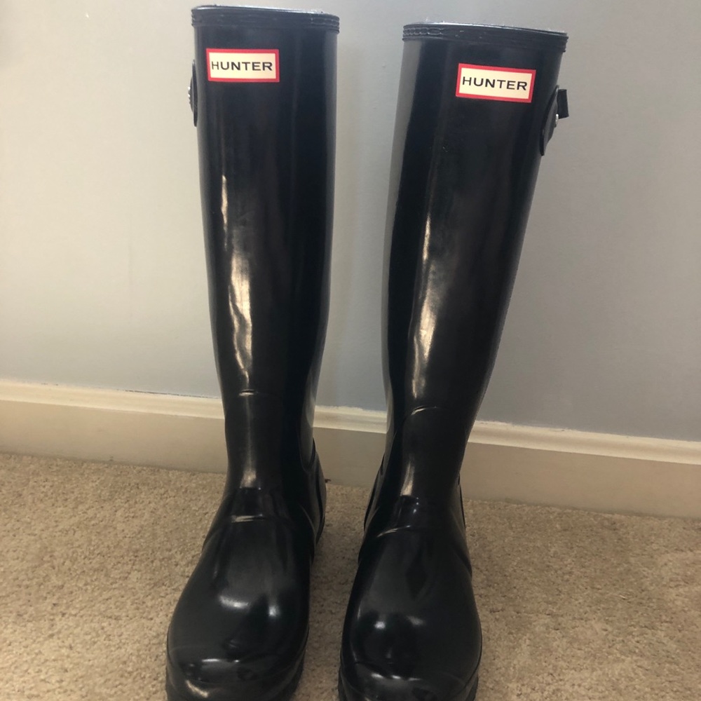 Size8 tall gloss black hunter rainboots
